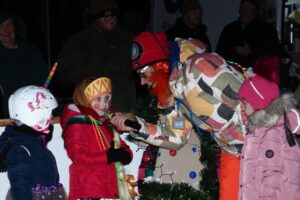 mesto hnúšťa: karneval na ľade je za nami a ešte Mesto Hnúšťa: Karneval na ľade je za nami a ešte stále si zohrievame prsty!