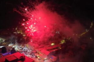 mesto trenčianske teplice: silvester na námestí spojil obyvateľov i návštevníkov Mesto Trenčianske Teplice: Silvester na námestí spojil obyvateľov i návštevníkov...