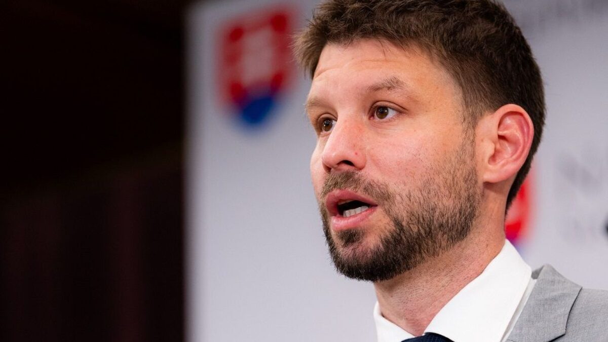 Ukázalo sa, že Šimečka pokračuje aj v roku 2026 bez okolkov. Falošný, nevýrazný, bezobsažný, ale zato prehnane ambiciozny.