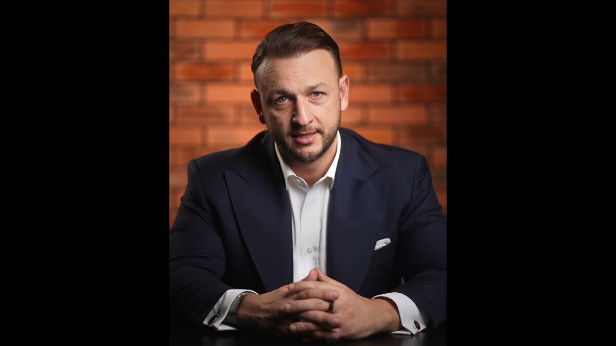 Matúš Šutaj Eštok: FAKTY O ODÍDENCOCH Z UKRAJINY NAMIESTO HOAXOV