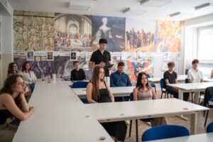 BSK: Pre chorých je dôležité mať tých najlepších. Zdravotnícka škola na Strečnia...