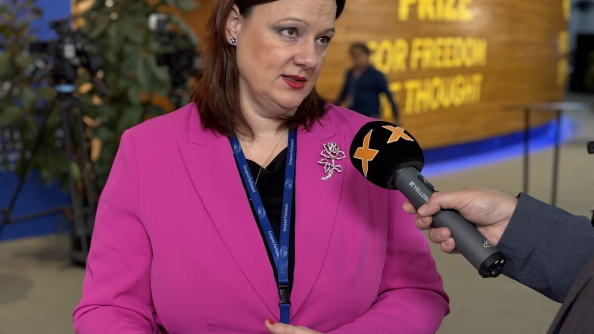 MYSLIME KONEČNE NA SEBA A VLASTNÝCH OBČANOV