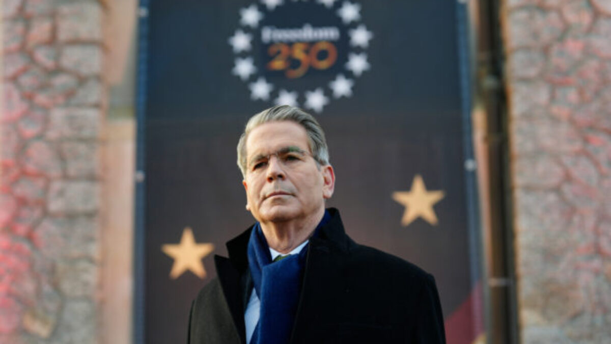 335884_switzerland_davos_92923-640x420.jpg Bolo by to veľmi nerozumné, varoval európske krajiny pred odvetnými clami minister financií USA