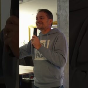 GELNICA 🤍💙❤️ … z debát po Slovensku…