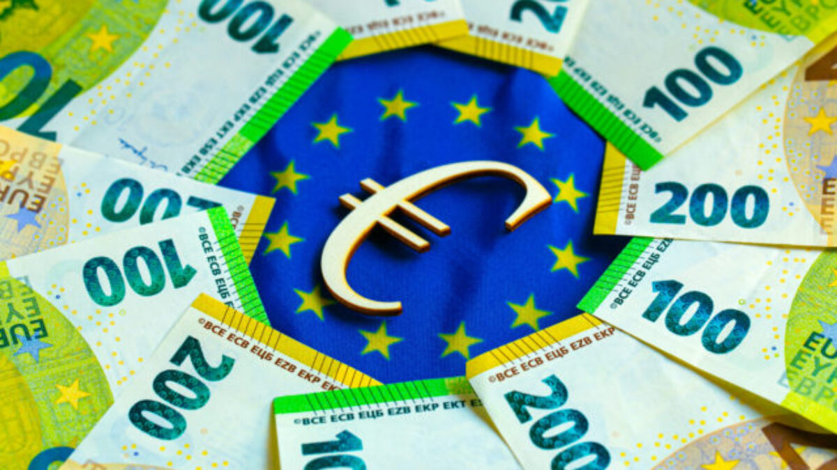 Európska ekonomika vstupuje do obdobia neistoty, obavy vyvolávajú najmä transatlantické vzťahy