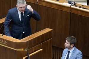 DRAHÁ FOTEČKA, DRAHÁ VEČERA A DRAHÉ SLOVENSKO