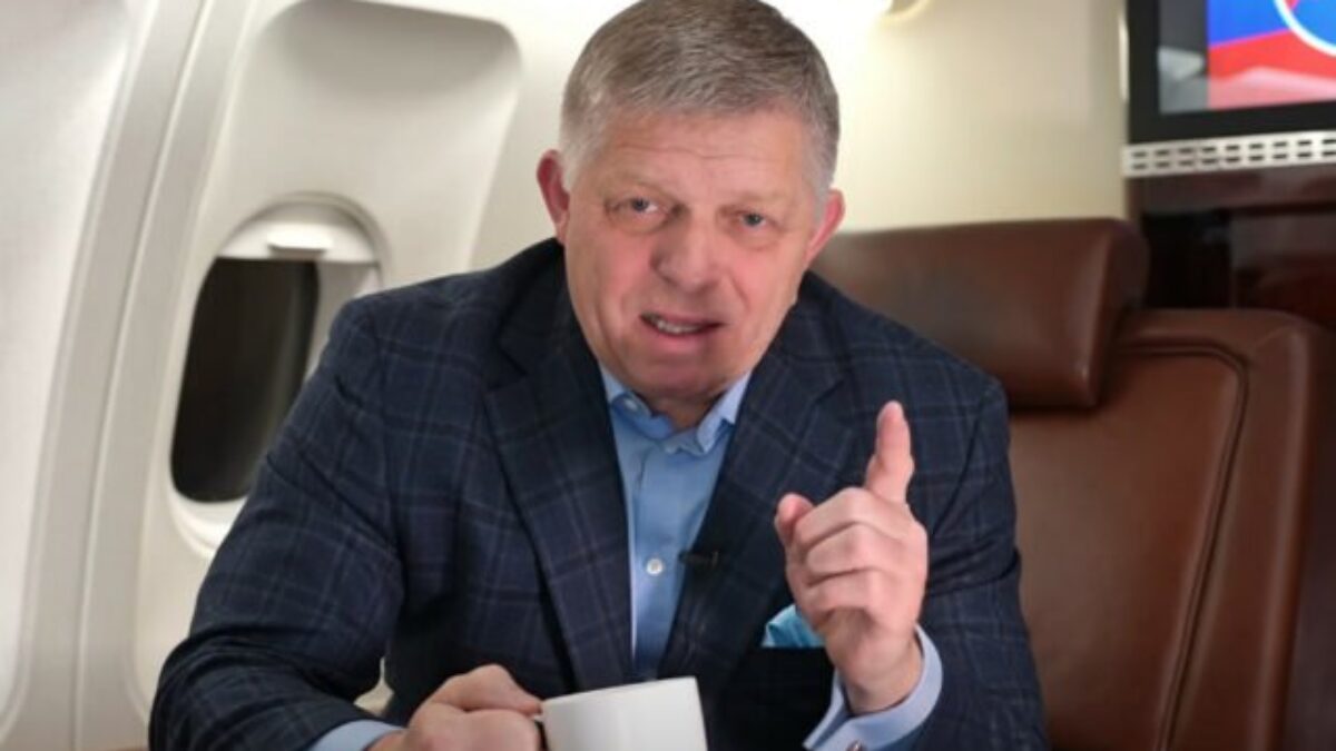 Fico pôsobí ako opitý strýko. Šimečka sa pýta, či sa premiér už úplne odtrhol od reality – VIDEO