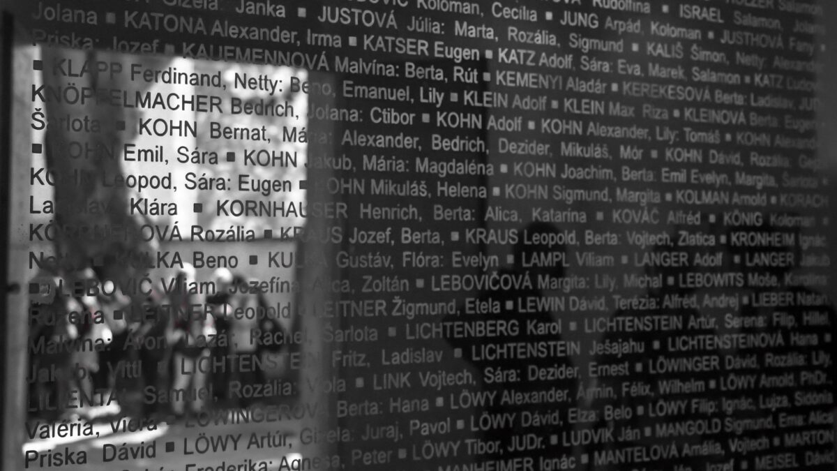 Mesto Piešťany: MEDZINÁRODNÝ DEŇ PAMIATKY OBETÍ HOLOKAUSTU SI PRIPOMENIEME SPOMIENKOVÝM PODUJATÍM