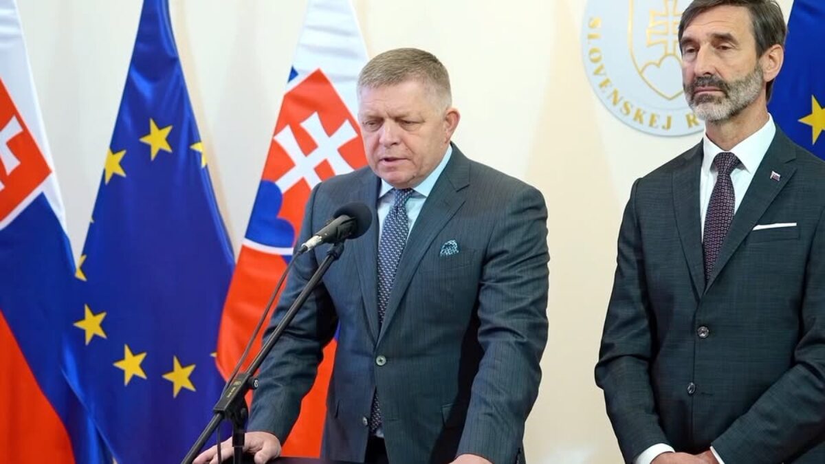 Robert Fico: EÚ narieka nad Trumpom, ale pokračuje v sebadeštrukcii odstrihnutím sa od Ruska.
