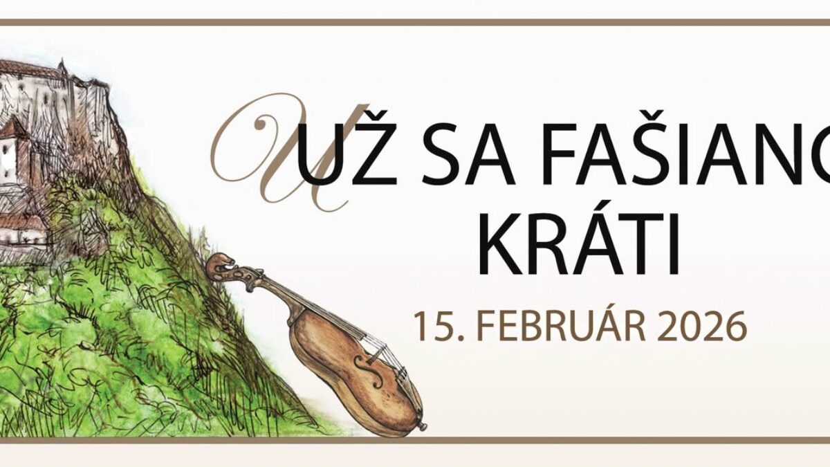 Oravský hrad: 1 person going