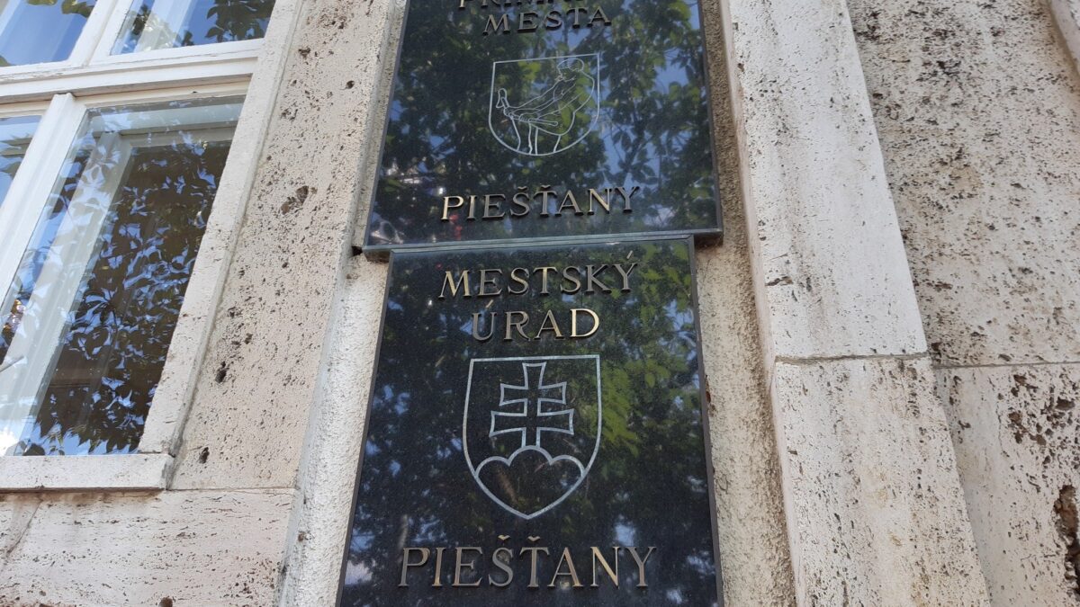 Mesto Piešťany: HĽADÁME POSILY. PRIDAJTE SA K NÁM