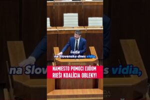 Odtrhli sa od životov ľudí, riešia iba svoje pseudoproblémy, papalášstvo a korup...