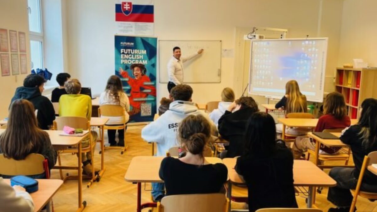 Študenti stredných škôl sa vžijú do úloh europoslancov, komisárov a zástupcov členských štátov