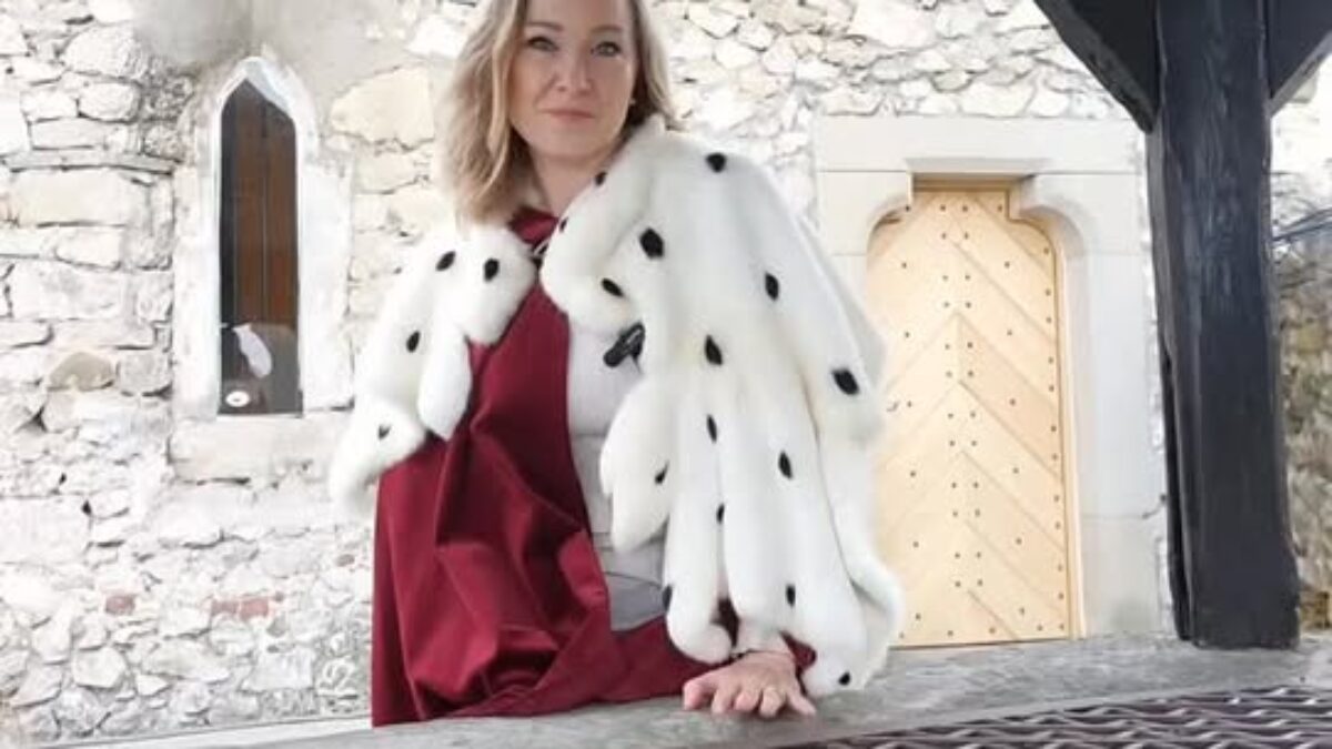 Trenčiansky hrad: Máte plány na zajtra večer? Ak nie, srdečne vás pozývam na hrad!