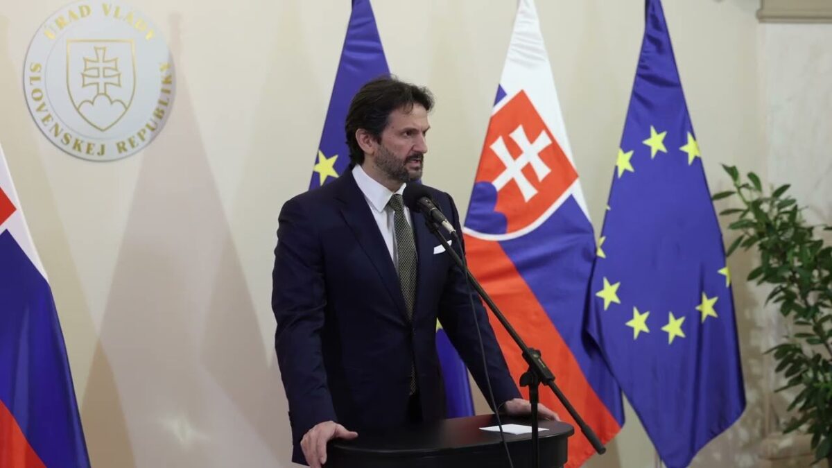 KALIŇÁK: AK NIEČO NEFUNGUJE TAK JE TO VYVODENIE ZODPOVEDNOSTI ZA PREŠAFÁRENÉ MILIARDY BÝVALOU VLÁDOU