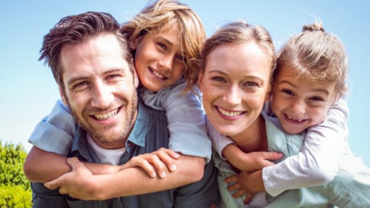 Len necelých 17 % Slovákov zvláda starostlivosť o deti počas leta bez problémov – oc tehelko prináša už tento víkend výstavu táborov