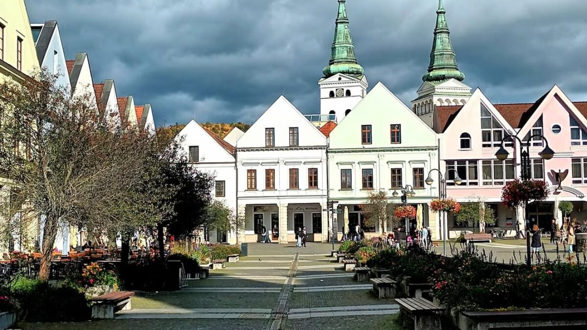 Mesto Žilina: TROŠKU SLNKA ASPOŇ TAKTO