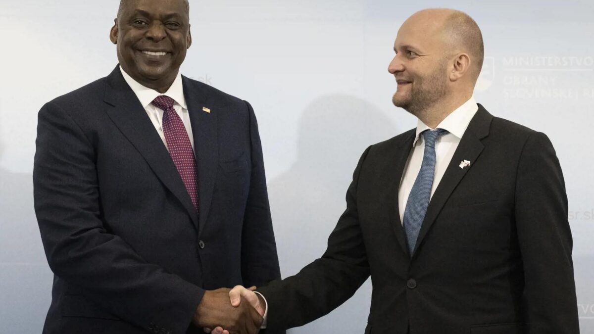 PODPOR UKRAJINU, MÔŽEŠ VŠETKO