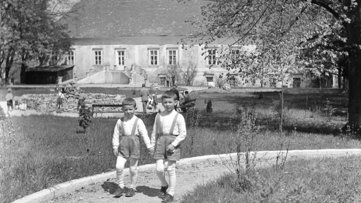 Mesto Dubnica nad Váhom: VYBERÁME Z OBRAZOV Z MINULOSTI