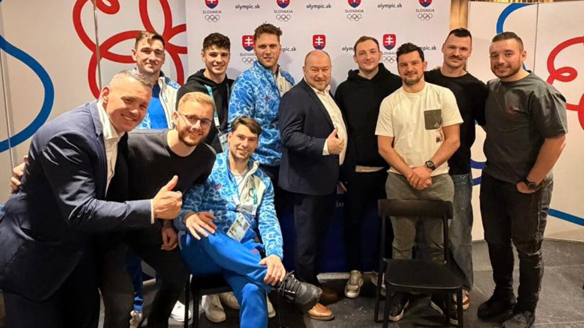 DRŽÍM PALCE NAŠIM HOKEJISTOM