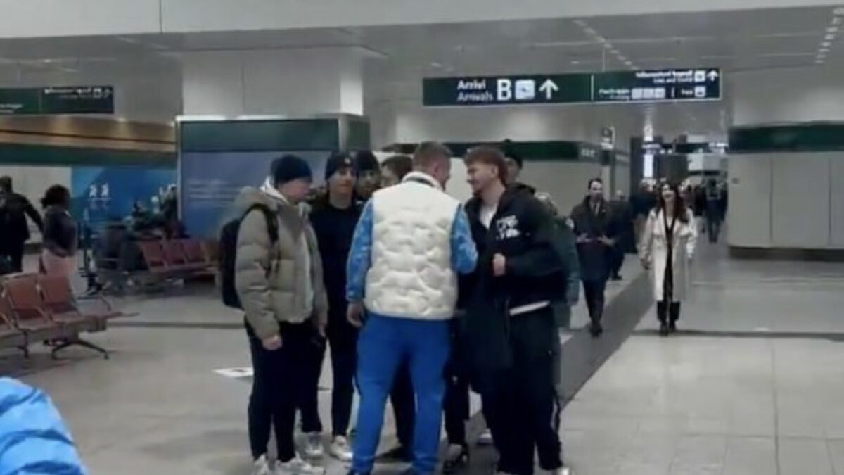 Do Milána pricestovala sedmička Slovákov z NHL, nechýbajú Slafkovský ani Černák – VIDEO