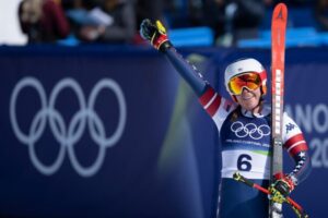 Zjazd žien na ZOH 2026 poznačilo dramatické zranenie Vonnovej, zlato má jej kraj...