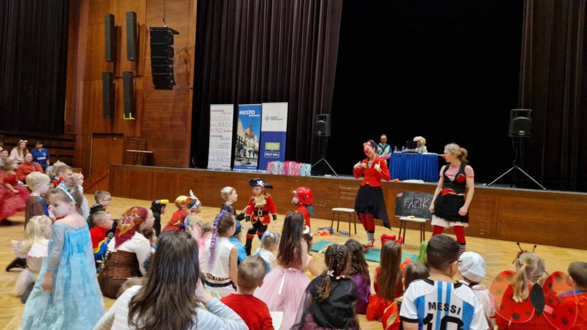 Mesto Topoľčany: KARNEVAL Ďakujeme všetkým, ktorí sa zúčastnili dnešného Detského karnevalu v Topoľčanoch s Kultúra Topoľčany   Veríme, že dnešný deň bol pre deti zážitkom, na ktorý budú radi spomínať.