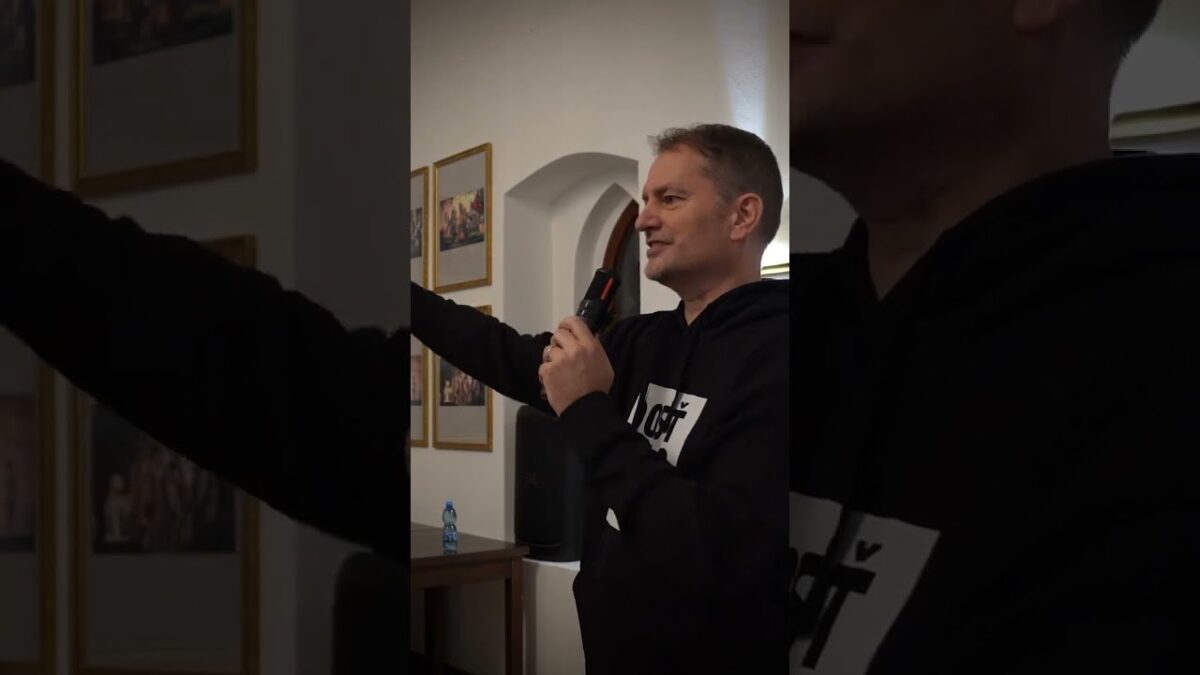 GALANTA 🤍💙❤️ … z debaty Máme radi Slovensko…