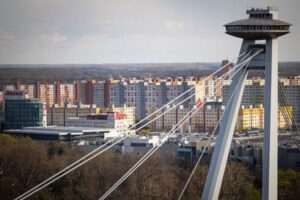 Petržalka chystá na valentínsku sobotu sprievod Krampusákov, diskotéku na ľade a...