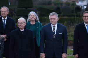 R. FICO: REŠPEKT V EÚ SI SLOVENSKO ZÍSKAVA LEN VĎAKA SVOJEJ ČITATEĽNEJ A JEDNOZN...