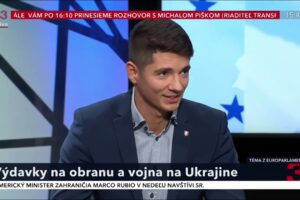 E. KALIŇÁK & K. R. NEVEĎALOVÁ: SLOVENSKÉ MIGY BOLI TRANSFORMERI