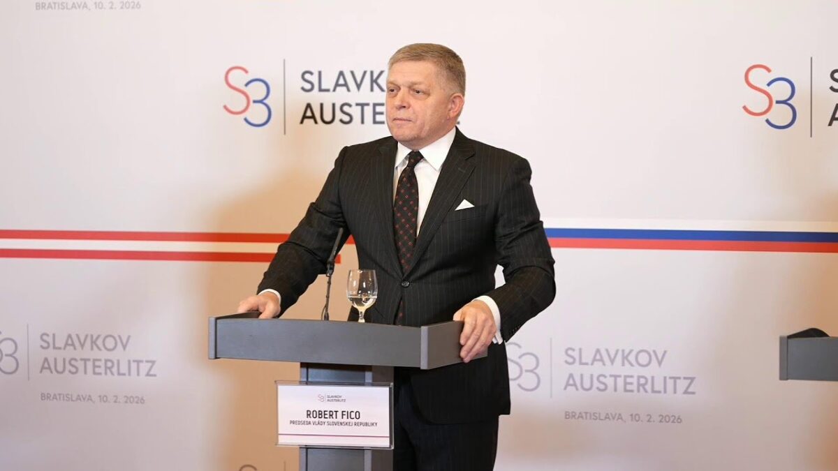 Tlačová konferencia po stretnutí predsedov vlád Slavkovského formátu k téme konkurencieschopnosti EÚ