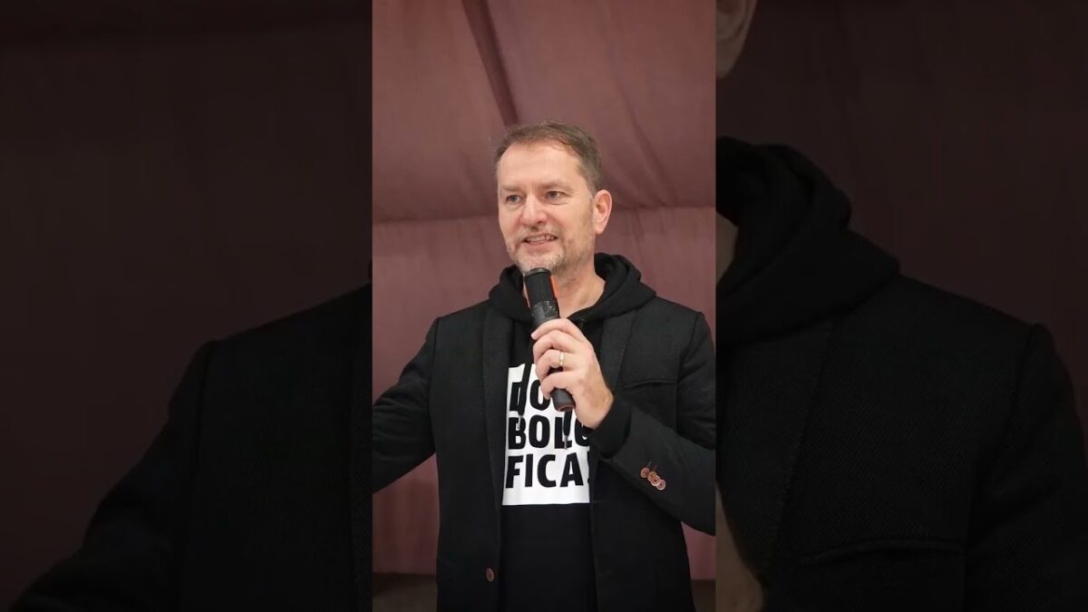 SENEC 🤍💙❤️ … z debaty Máme radi Slovensko