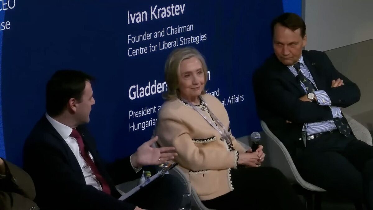 KTO BY SA MAL ZA ČO HANBIŤ