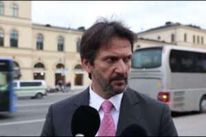 RK: EÚ STOJÍ NA KRIŽOVATKE. BUĎ ZÁSADNE ZVÝŠI SVOJU AUTORITU A SEBAVEDOMIE, ALEB...
