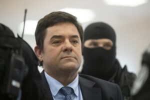 Súdny proces v kauzách Donovaly a Báč má pokračovať v marci, medzi obžalovanými ...