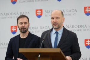 Matovičovci prinášajú riešenia na zvrátenie prepadu Slovenska v protikorupčných ...