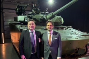 Vo Švédsku slávnostne predstavili vozidlo pre slovenskú armádu, program postupuj...