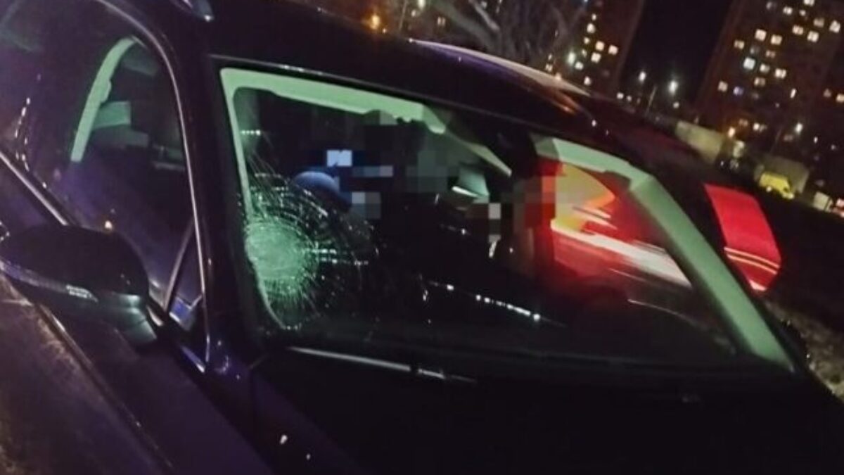 Zrážka osobného auta s chodkyňou má fatálne následky, polícia skúma okolnosti tragickej nehody v Poprade – FOTO