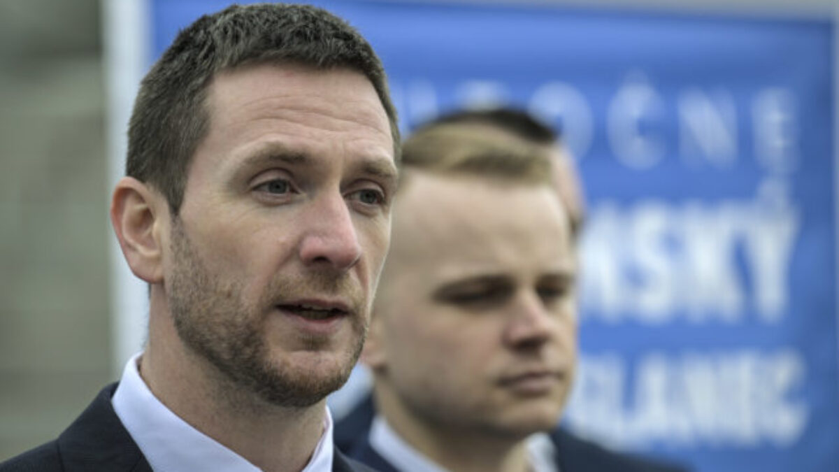 Uhrík priznal komunikáciu s Ficom aj Dankom, skritizoval Progresívne Slovensko aj ĽSNS