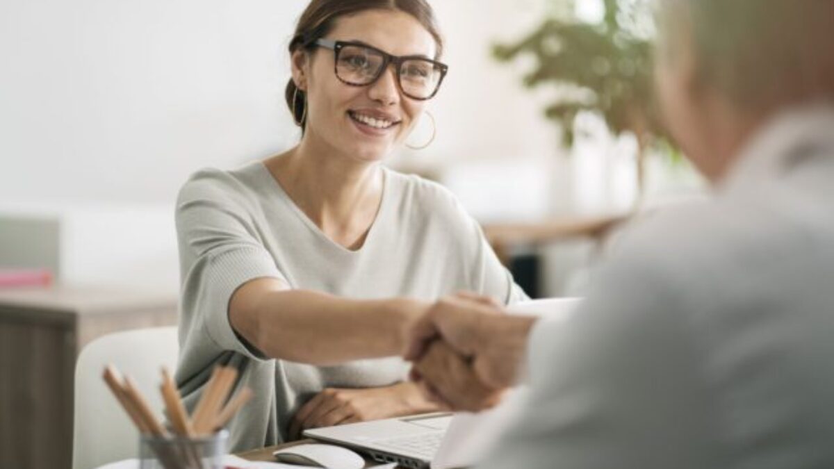 Úrady práce hlásia mierne zhoršenie. Nezamestnanosť medzimesačne stúpla o 0,33 percentuálneho bodu