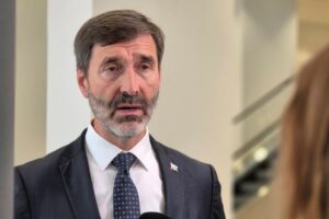 Liberáli kritizujú chybu Blanárovho ministerstva, chybnú SMS o evakuácii označil...