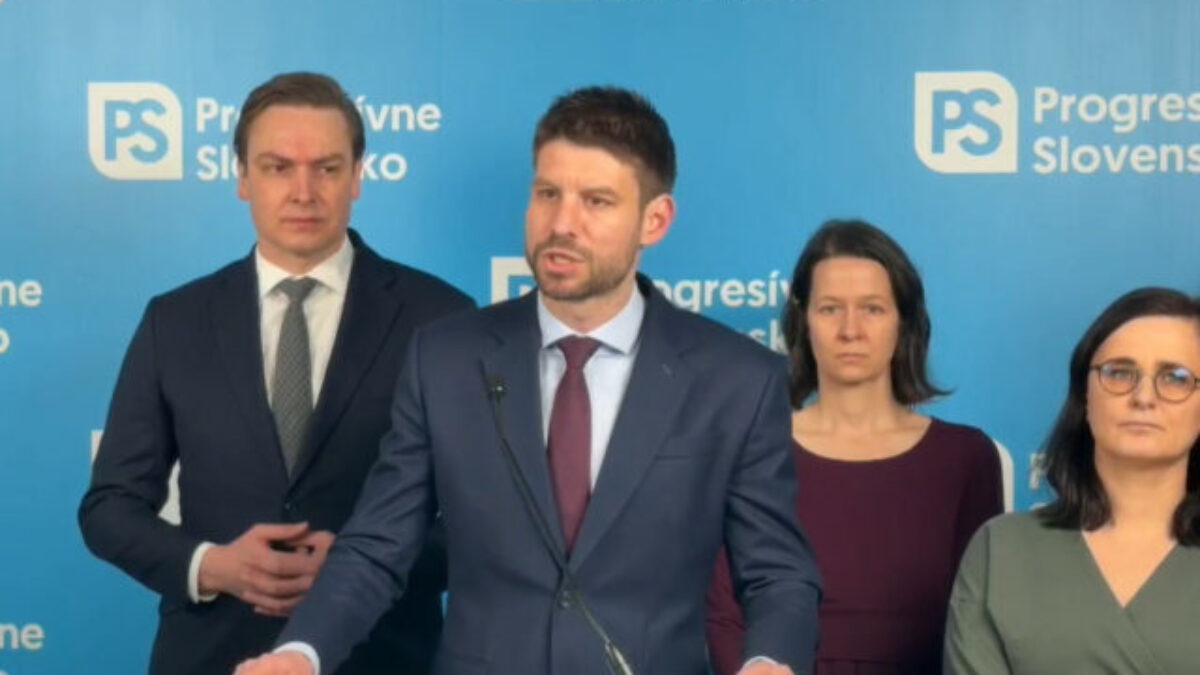 Vláda plánuje obmedziť volebné právo Slovákov žijúcich v zahraničí, upozorňujú progresívci – VIDEO