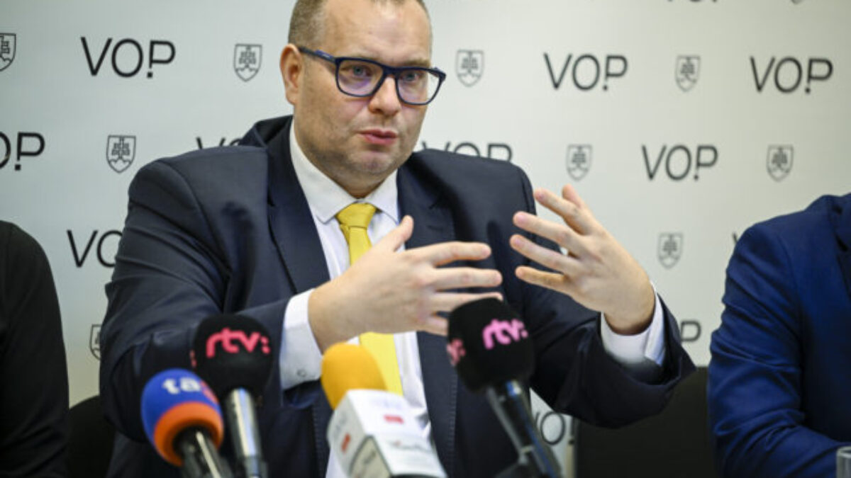 Policajti pri incidente v Slovenskej Ľupči nepoužili kamery, Dobrovodský poukázal aj na porušenie ďalších povinností