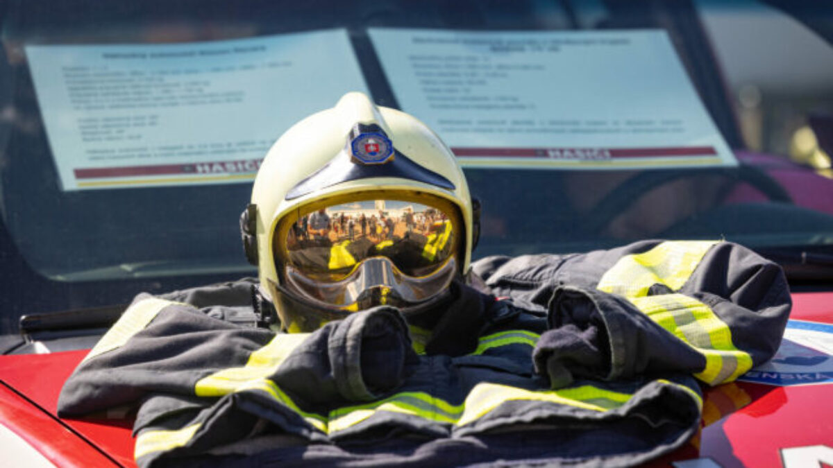 Ministerstvo vnútra plánuje novú súťaž, policajti a hasiči dostanú novú služobnú výstroj