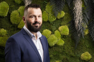 Líder NaturaMed ticho za scénou: „Firma je len taká dobrá, ako dobre sa v nej ľu...