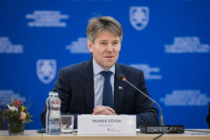 EÚ mimoriadne rokovala o situácii na Blízkom východe, členské štáty apelujú na d...