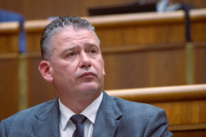 Na policajnom prezídiu má pribudnúť busta Lučanského, exminister Mikulec vyjadri...