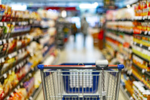 Slováci menej nakupujú, maloobchod začal rok s poklesom, ktorý prekvapil aj anal...