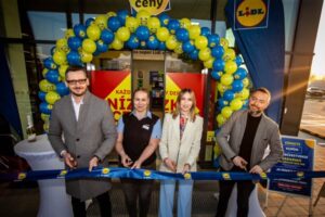 Nakupovať v novej predajni v Nitre sa oplatí